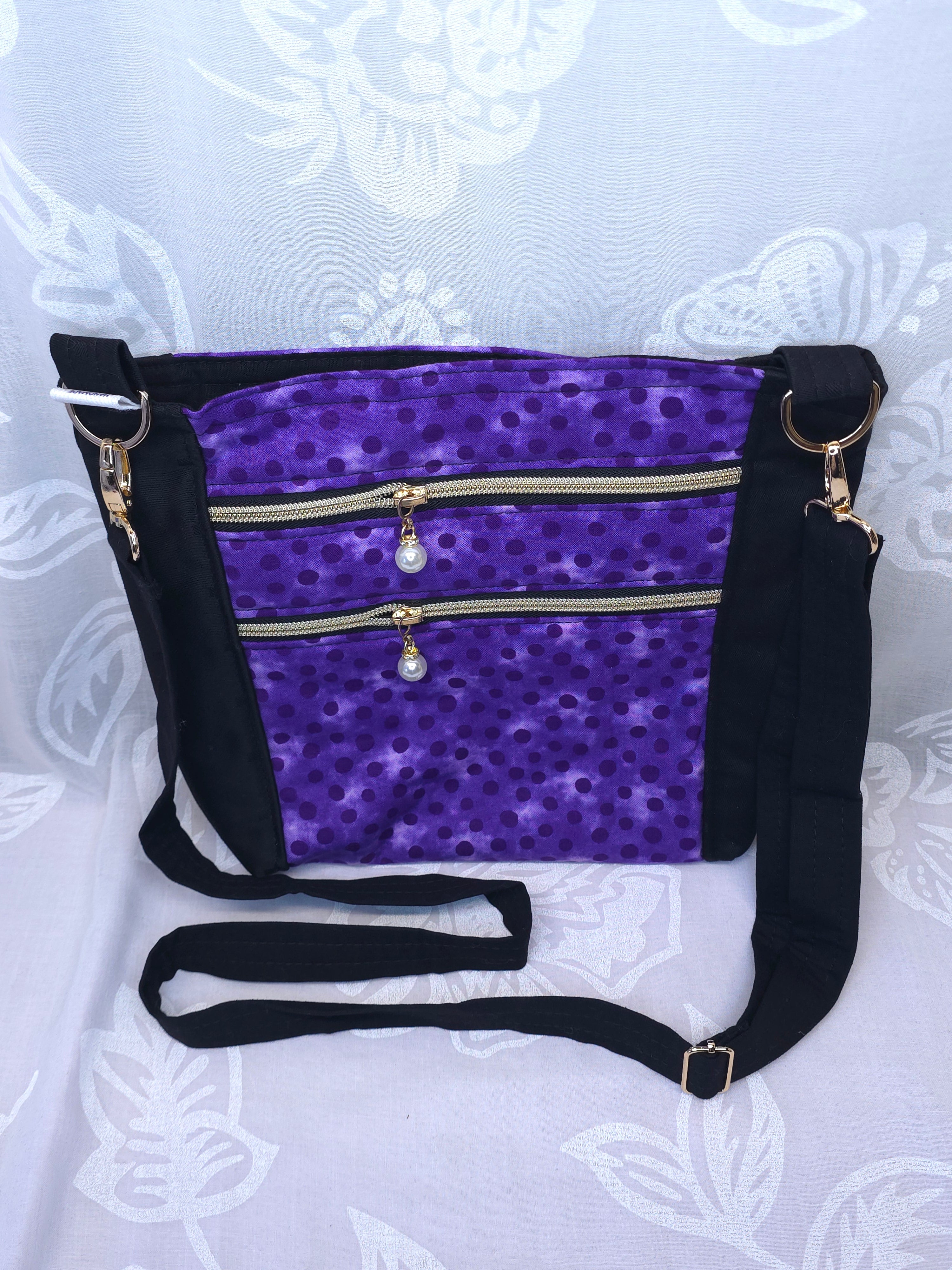 Crossbody m aftagelig håndsyet strop