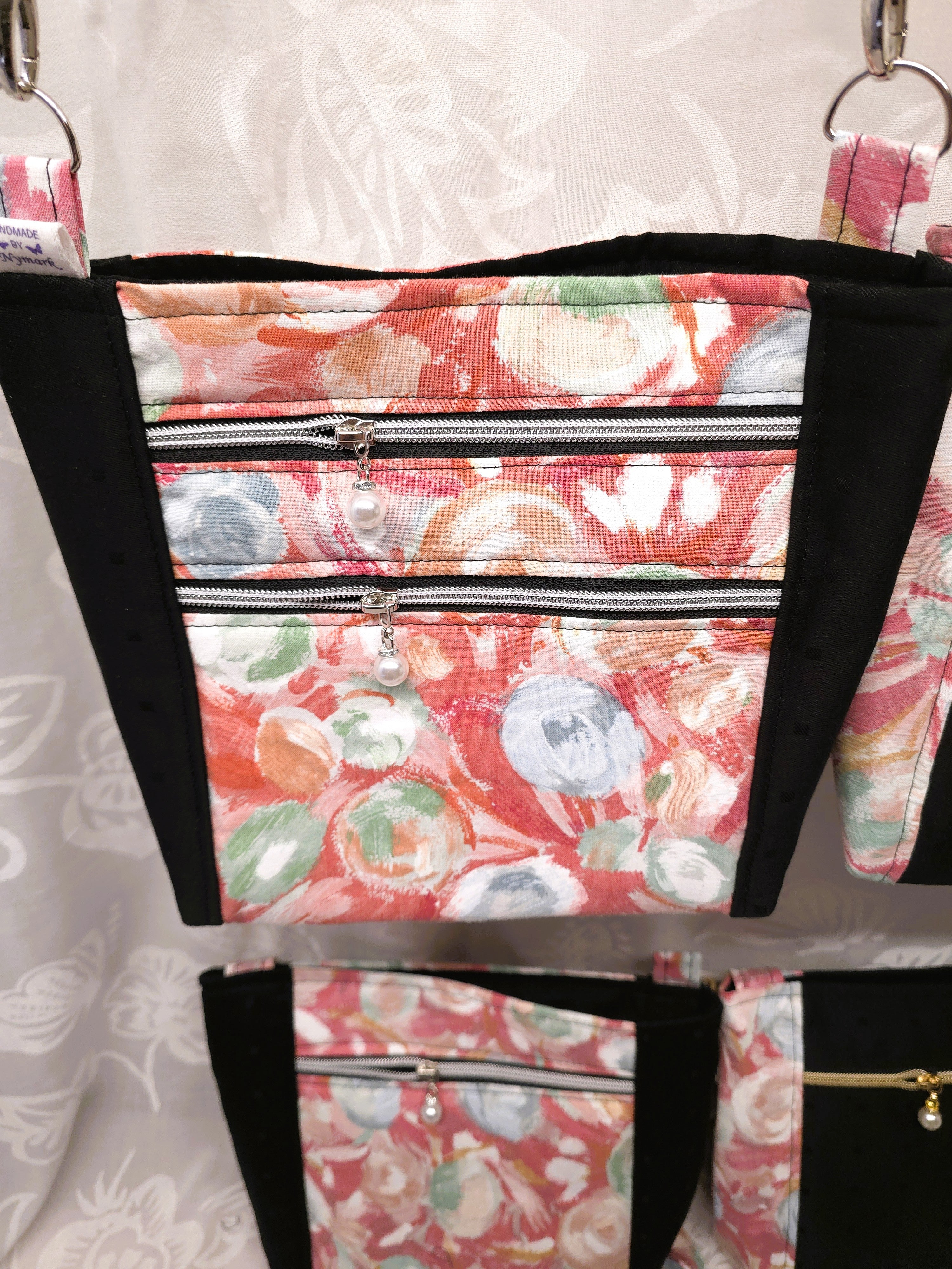 Crossbody m aftagelig håndsyet strop
