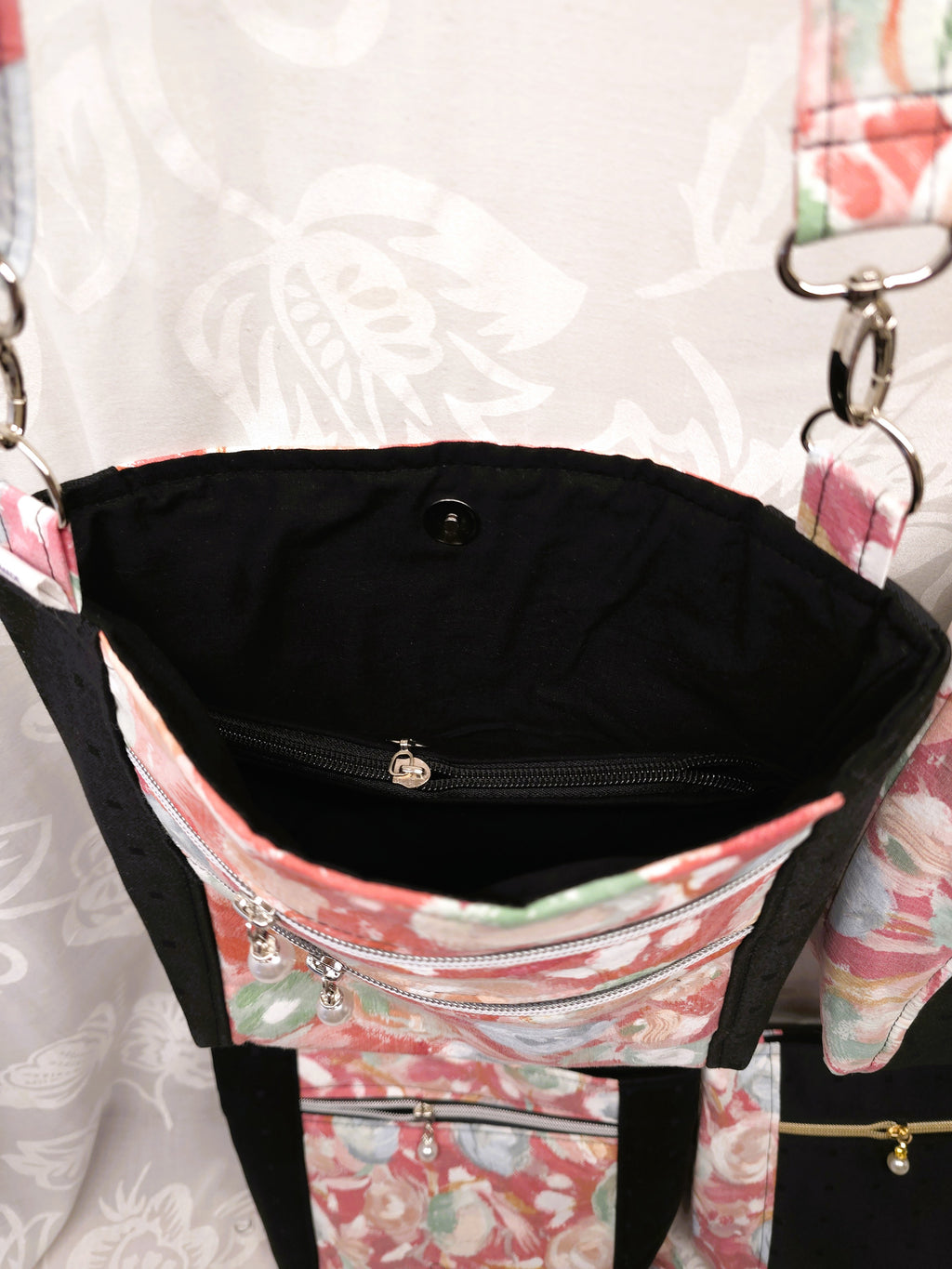 Crossbody m aftagelig håndsyet strop