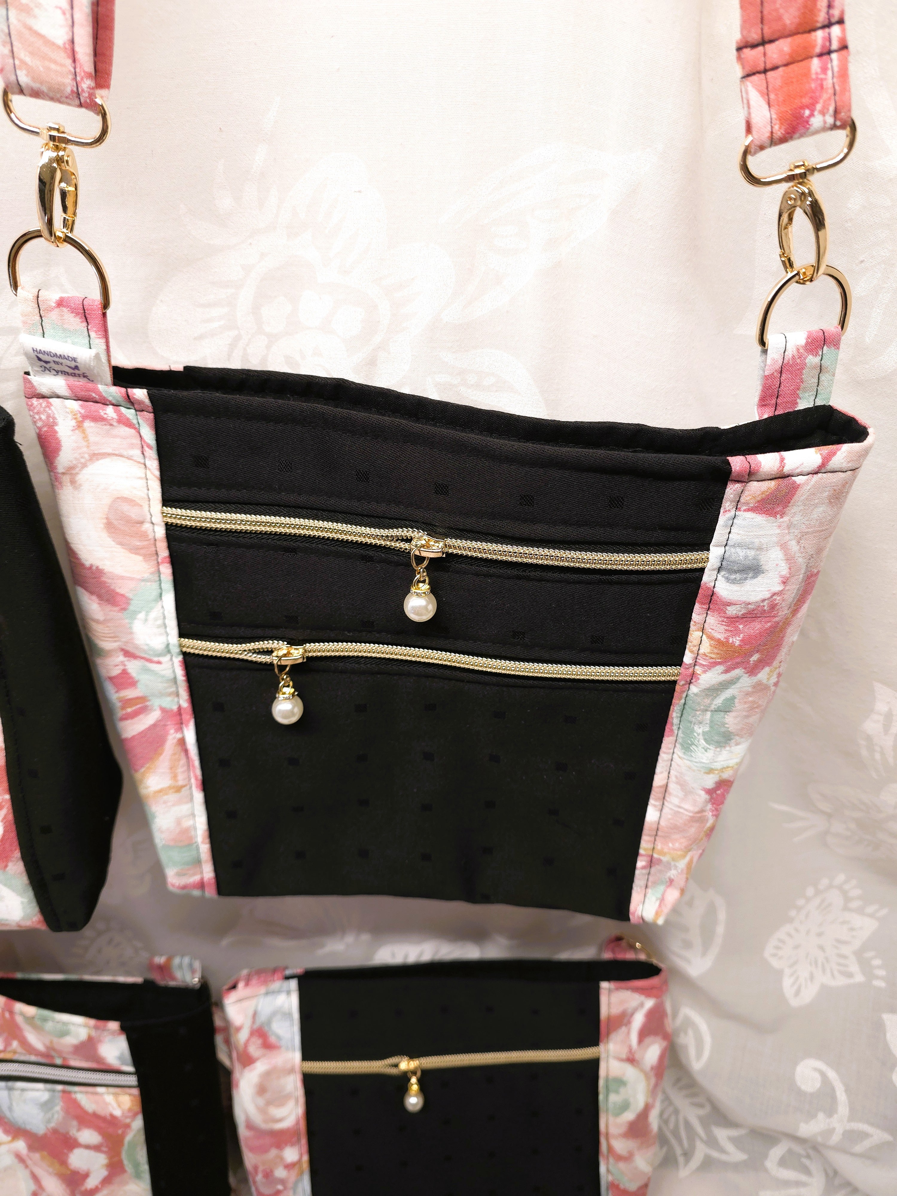 Crossbody m aftagelig håndsyet strop